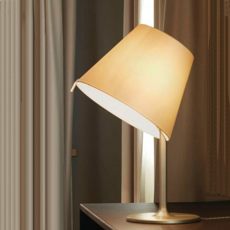 Stalinis šviestuvas ARTEMIDE, Melampo Night