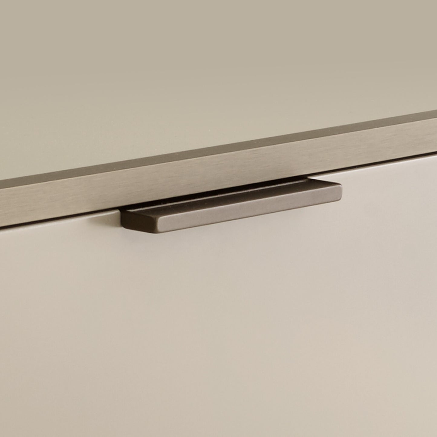 Naktinis staliukas LIGNE ROSET, Dita