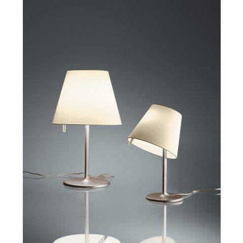 Stalinis šviestuvas ARTEMIDE, Melampo Table